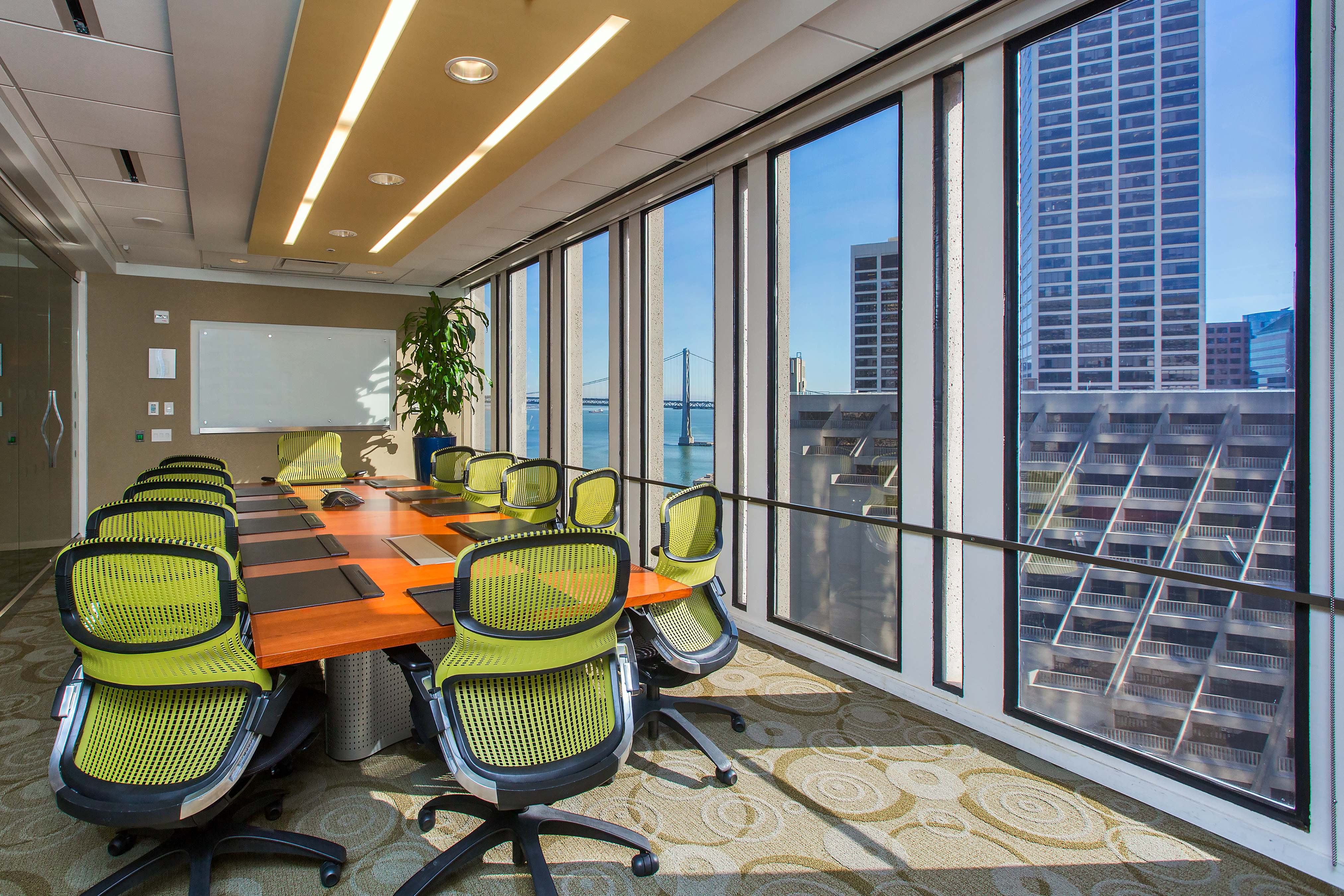Carr Workplaces - Embarcadero | On-demand office space with Hubble Pass