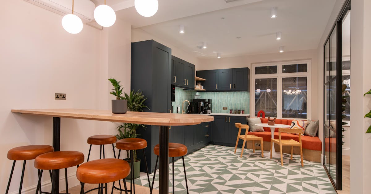 Canvas Offices 321 Oxford Street Rent this office space with Hubble