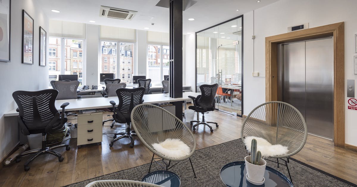 1st Floor Farringdon House Rent Office Space with Hubble