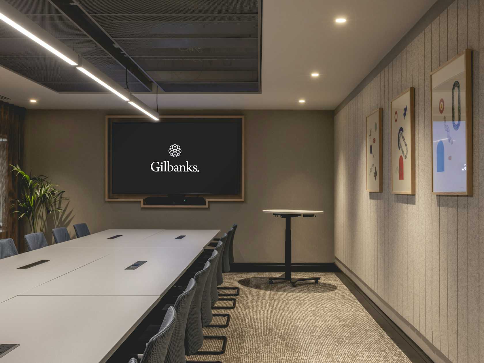 18 person meeting room