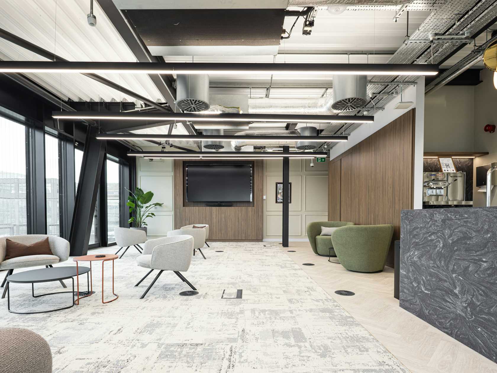 25 person meeting room