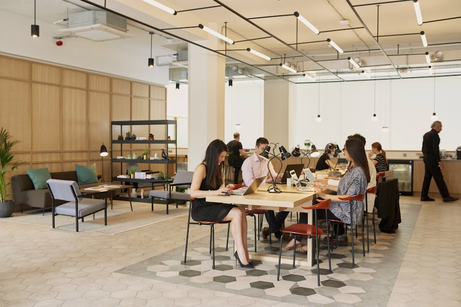 Fora The Smiths Building Book your workspace with Hubble OnDemand