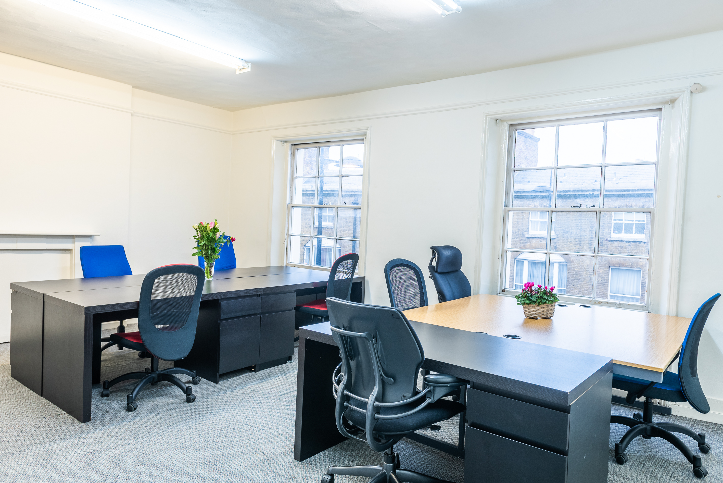 Friendly Office In The Heart Of Victoria Rent Office Space With