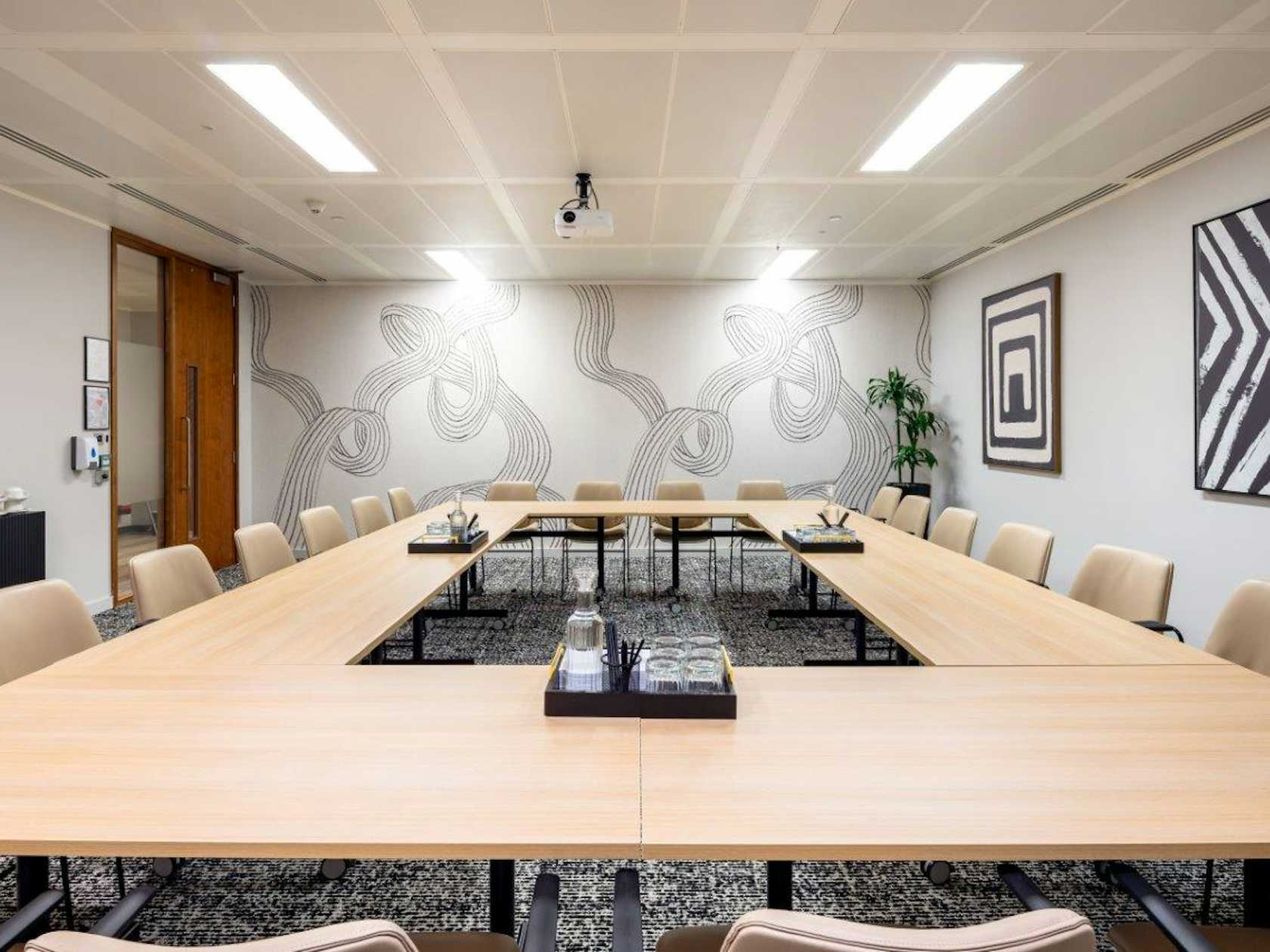 22 person meeting room