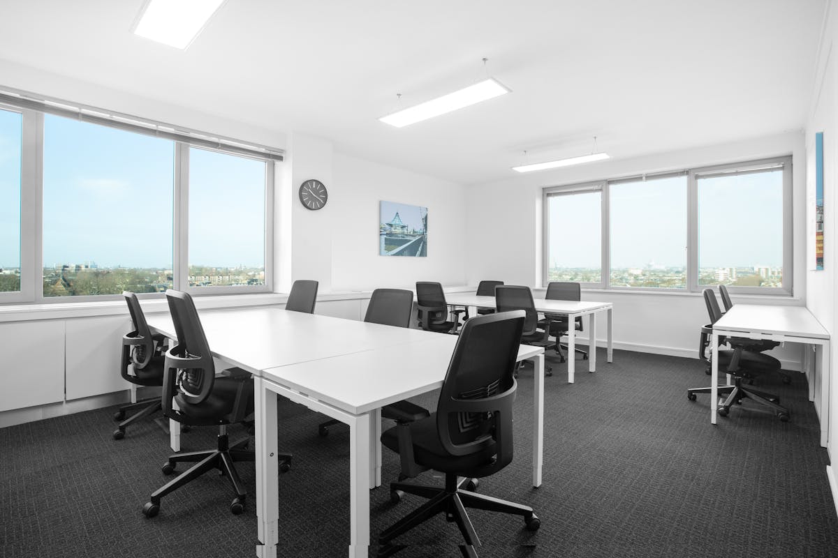 Regus Hammersmith Rent Office Space with HubbleHQ