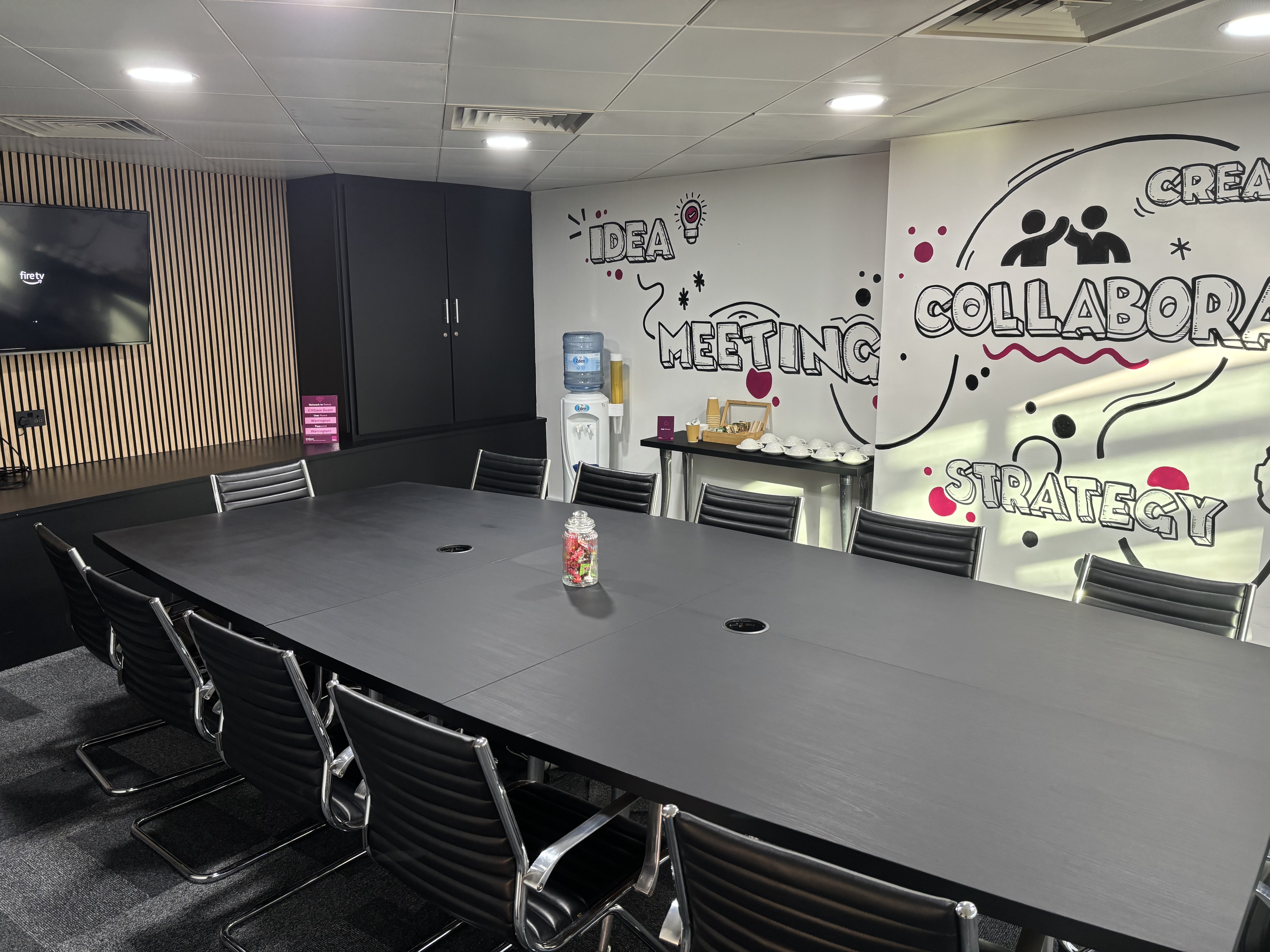 12 person meeting room